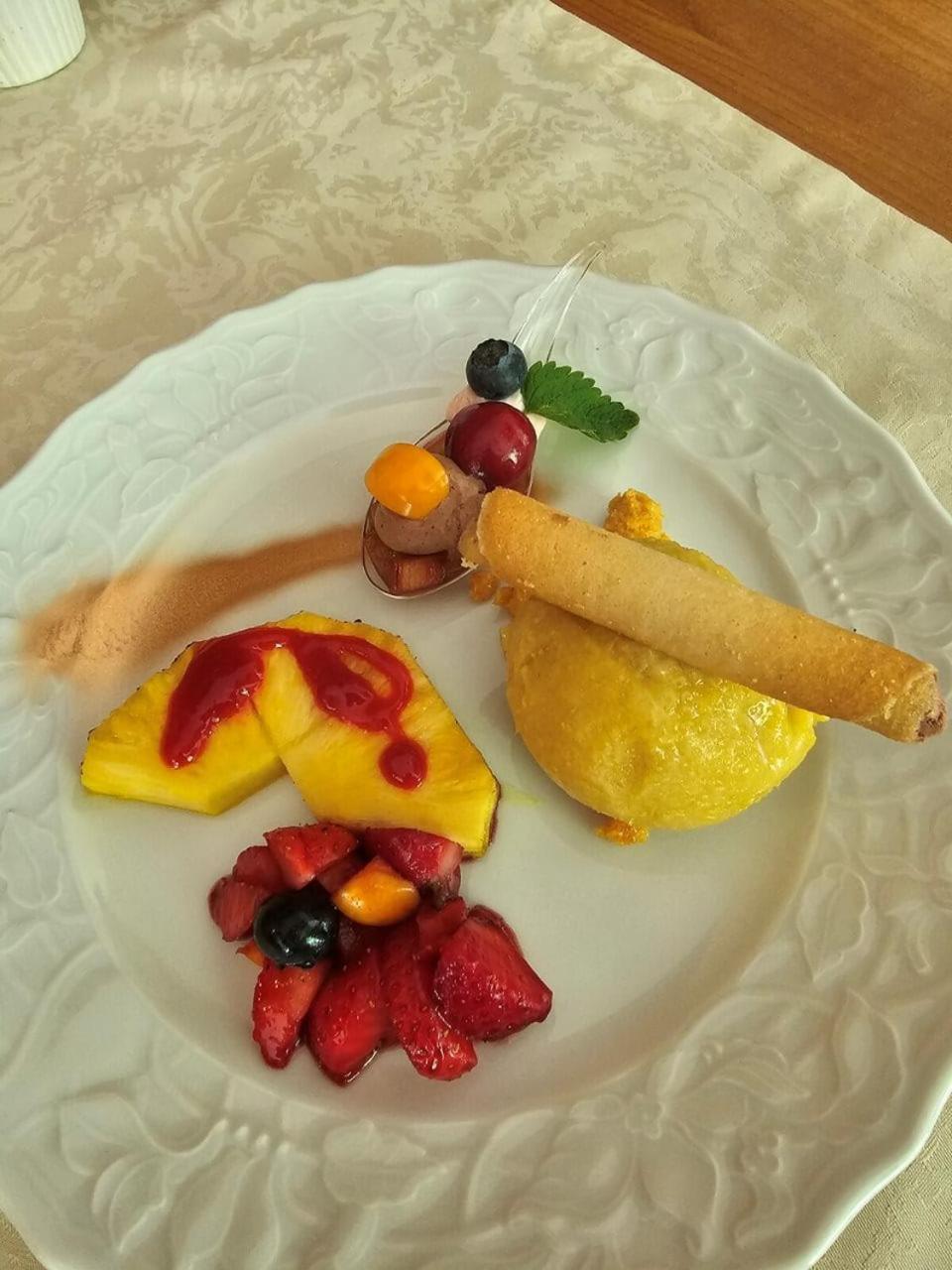 Hotel Zur Krone 하셀펠데 외부 사진
