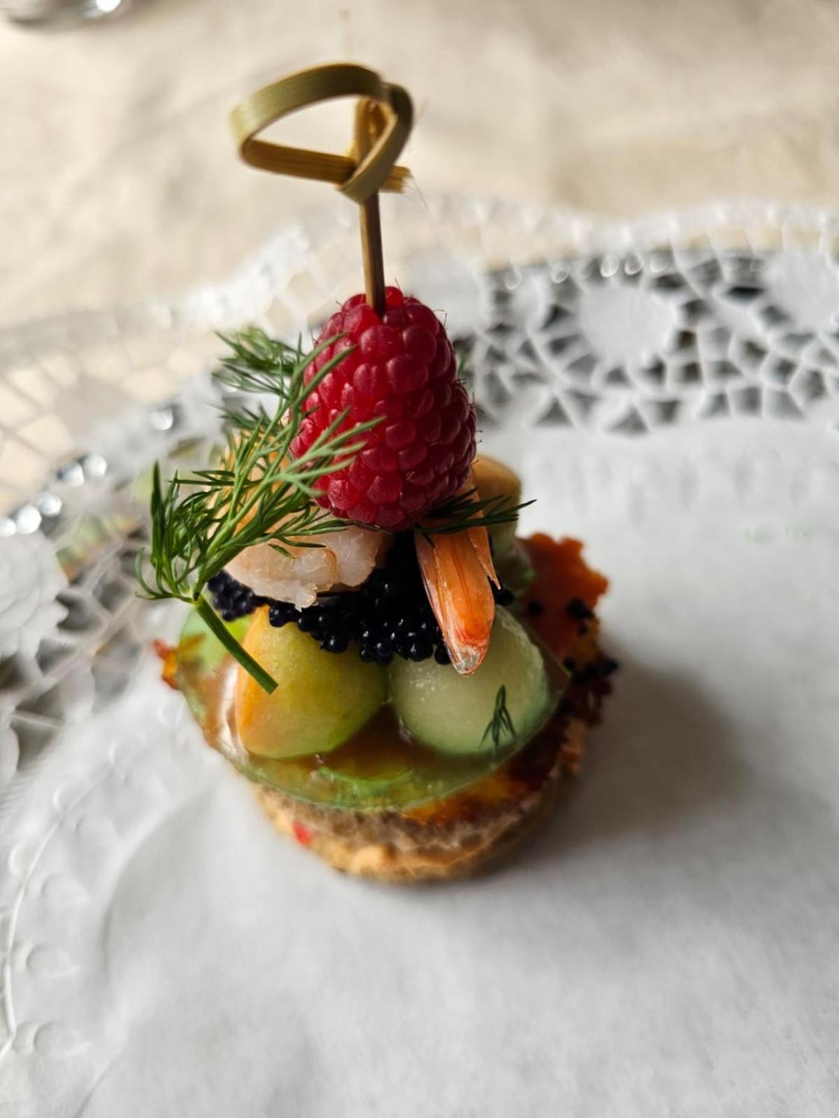 Hotel Zur Krone 하셀펠데 외부 사진