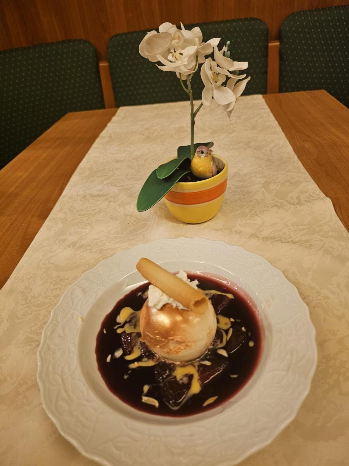 Hotel Zur Krone 하셀펠데 외부 사진